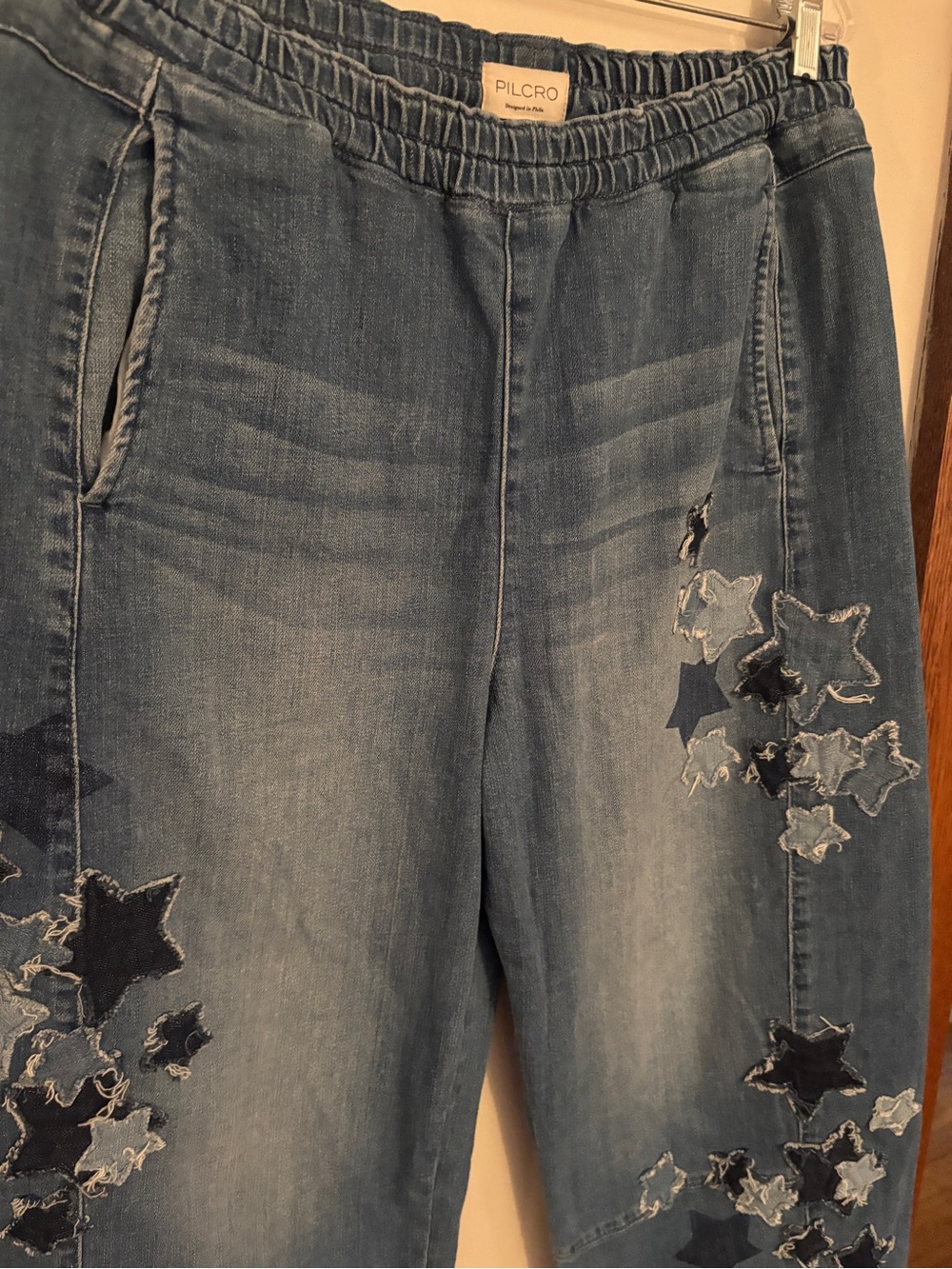 Pilcro Anthropologie Izzie Relaxed Star Pull-On Barrel Jean Size Large Petite - Picture 3 of 7